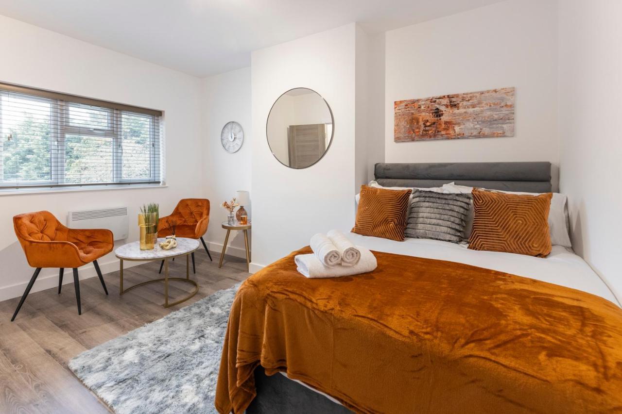 Beautiful-Cosy-King Sized Bed Flat 3 Min Walk To Tube Station Leilighet London Eksteriør bilde