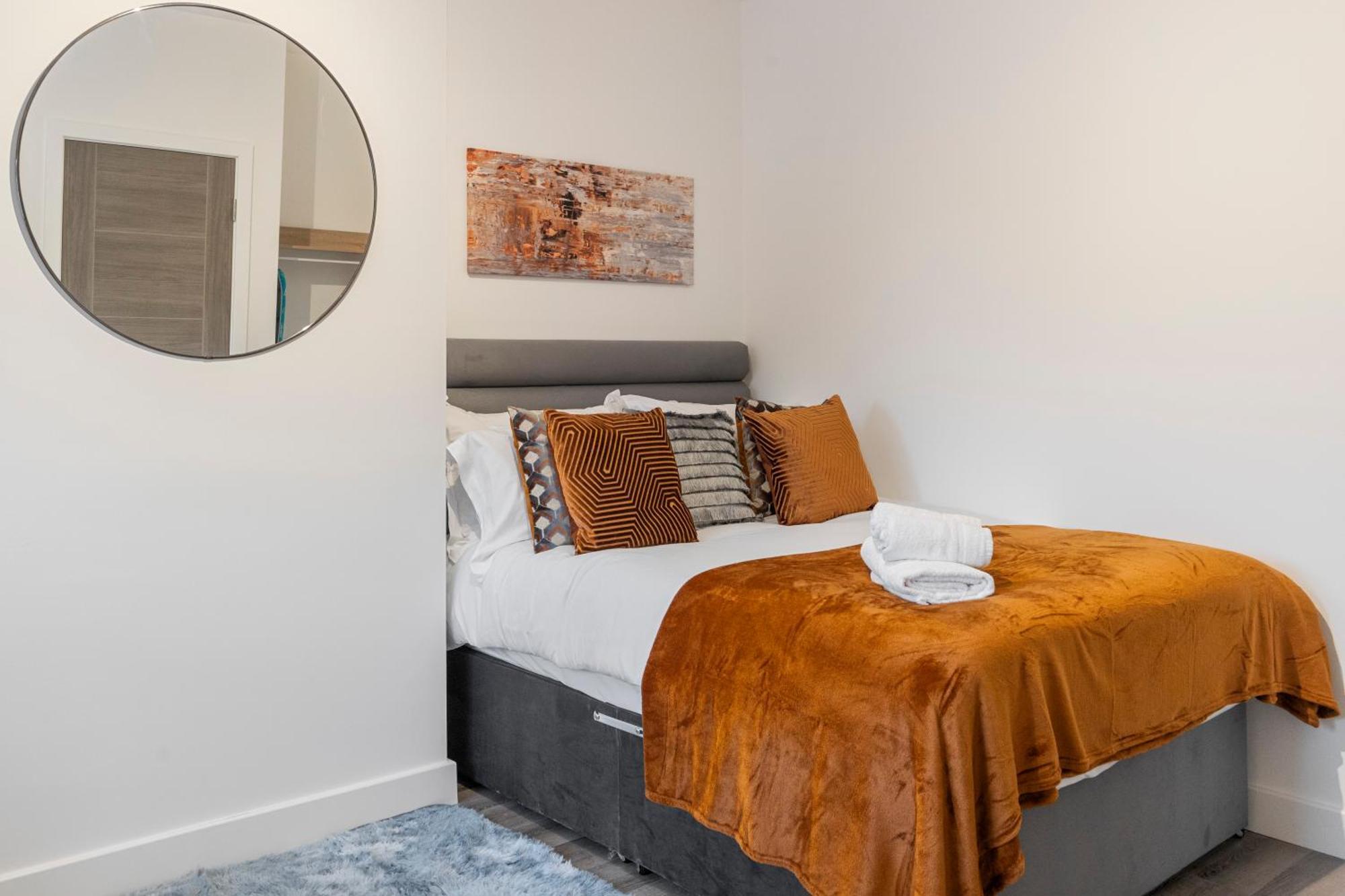 Beautiful-Cosy-King Sized Bed Flat 3 Min Walk To Tube Station Leilighet London Eksteriør bilde